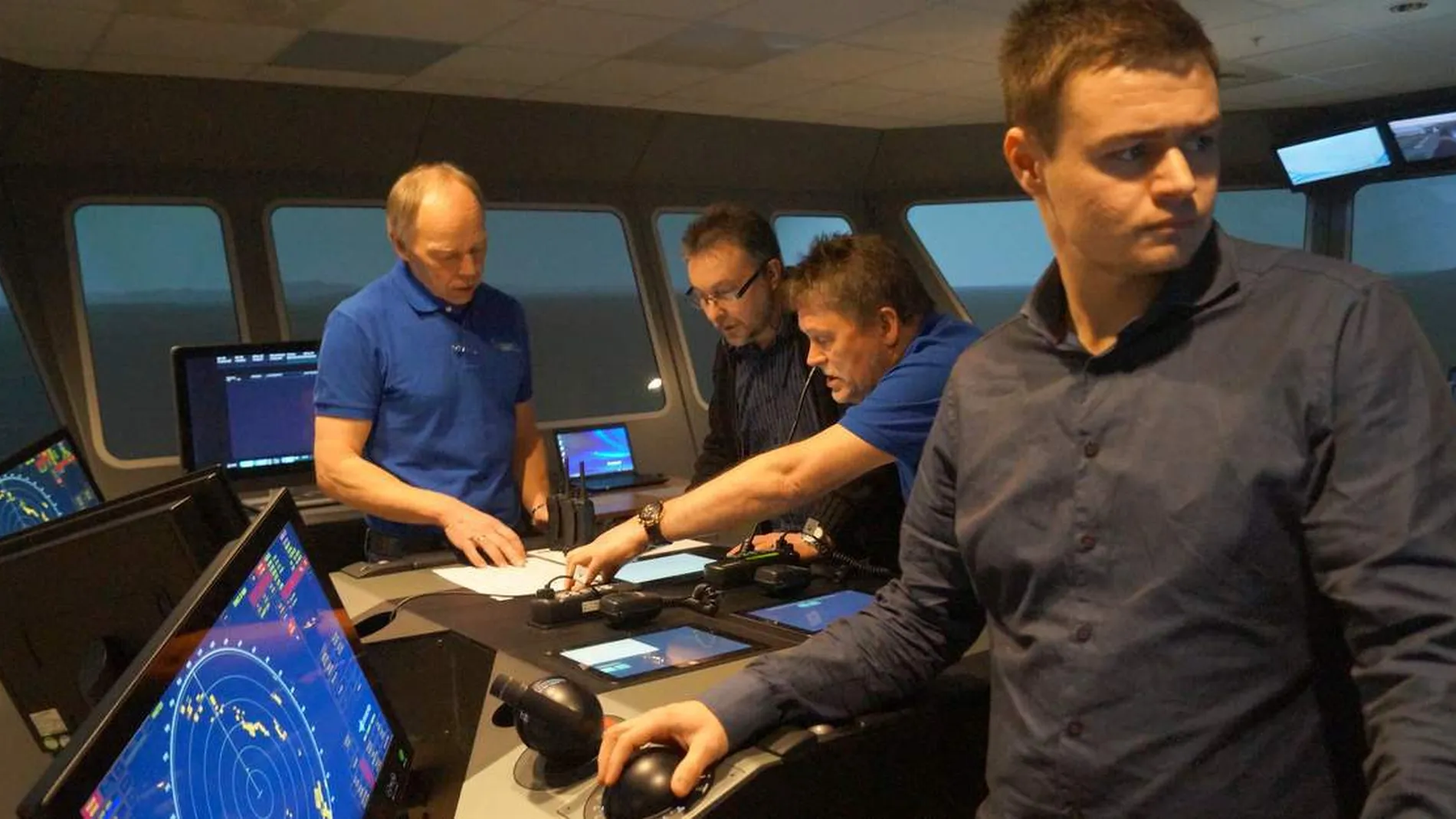 Det er brann i maskina og fleire er skada