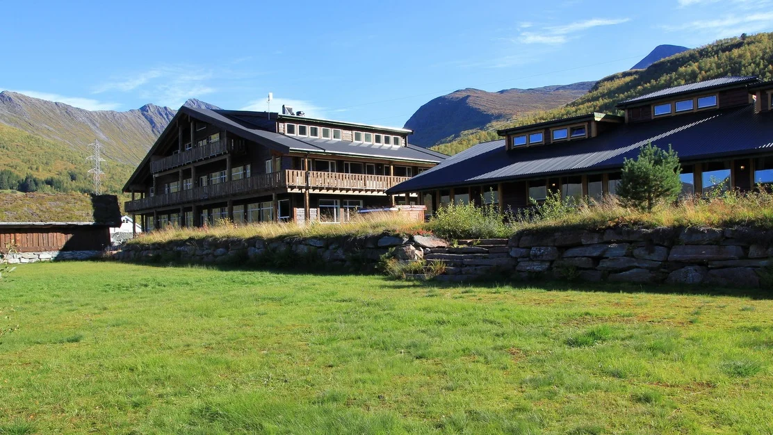 Blaatind satsar paa heilaarsdrift