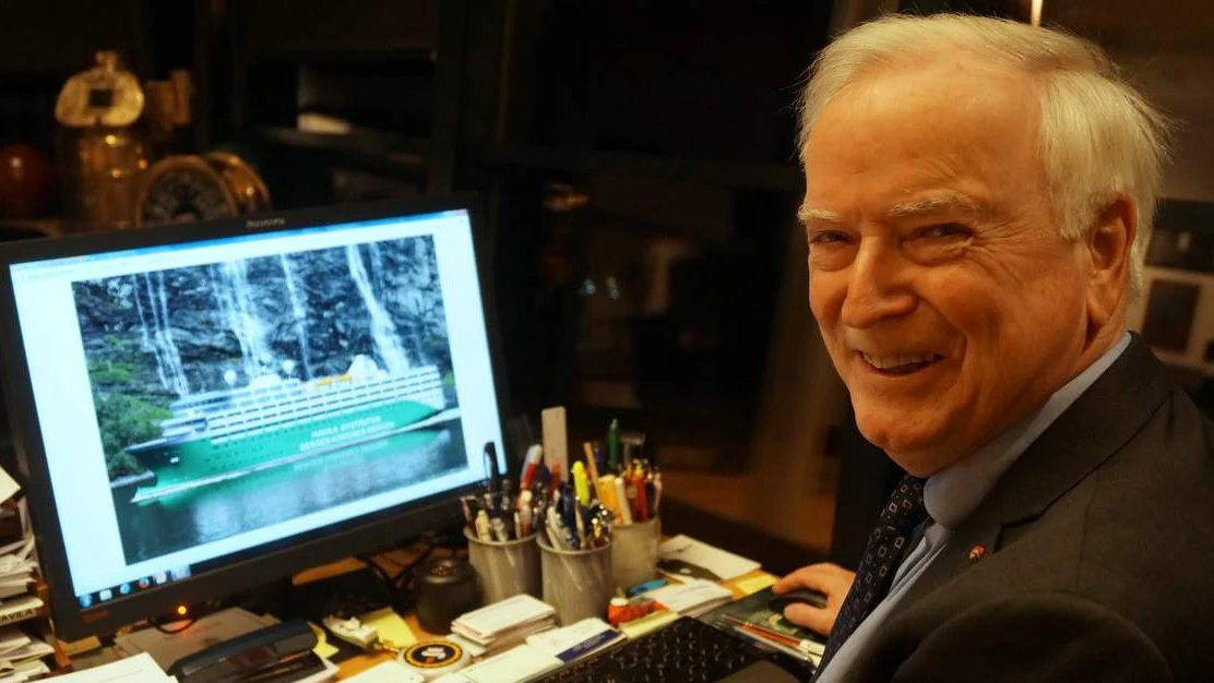 Vil byggje fire hurtigruter