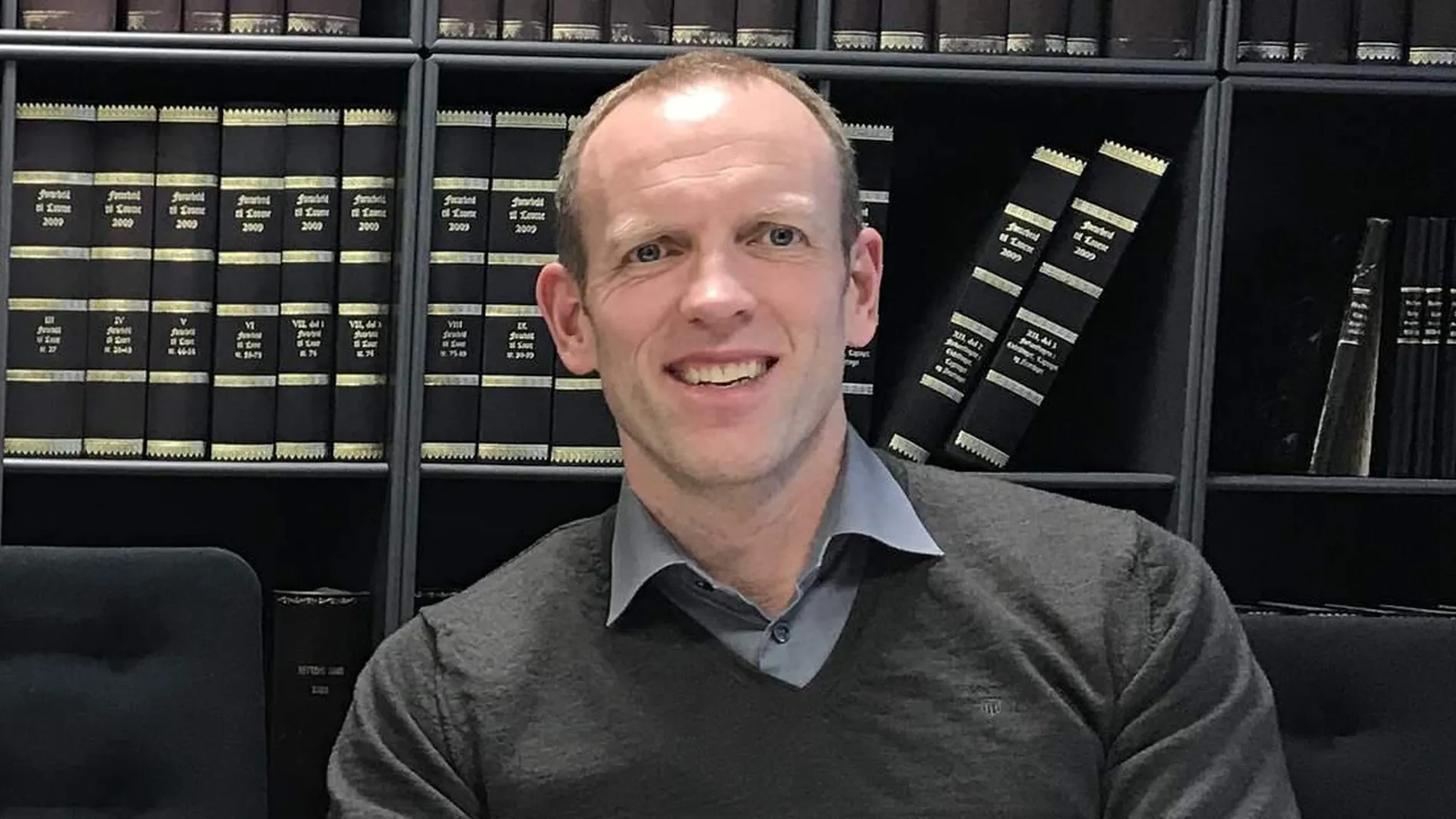 Samlar administrasjonen i Ulsteinvik