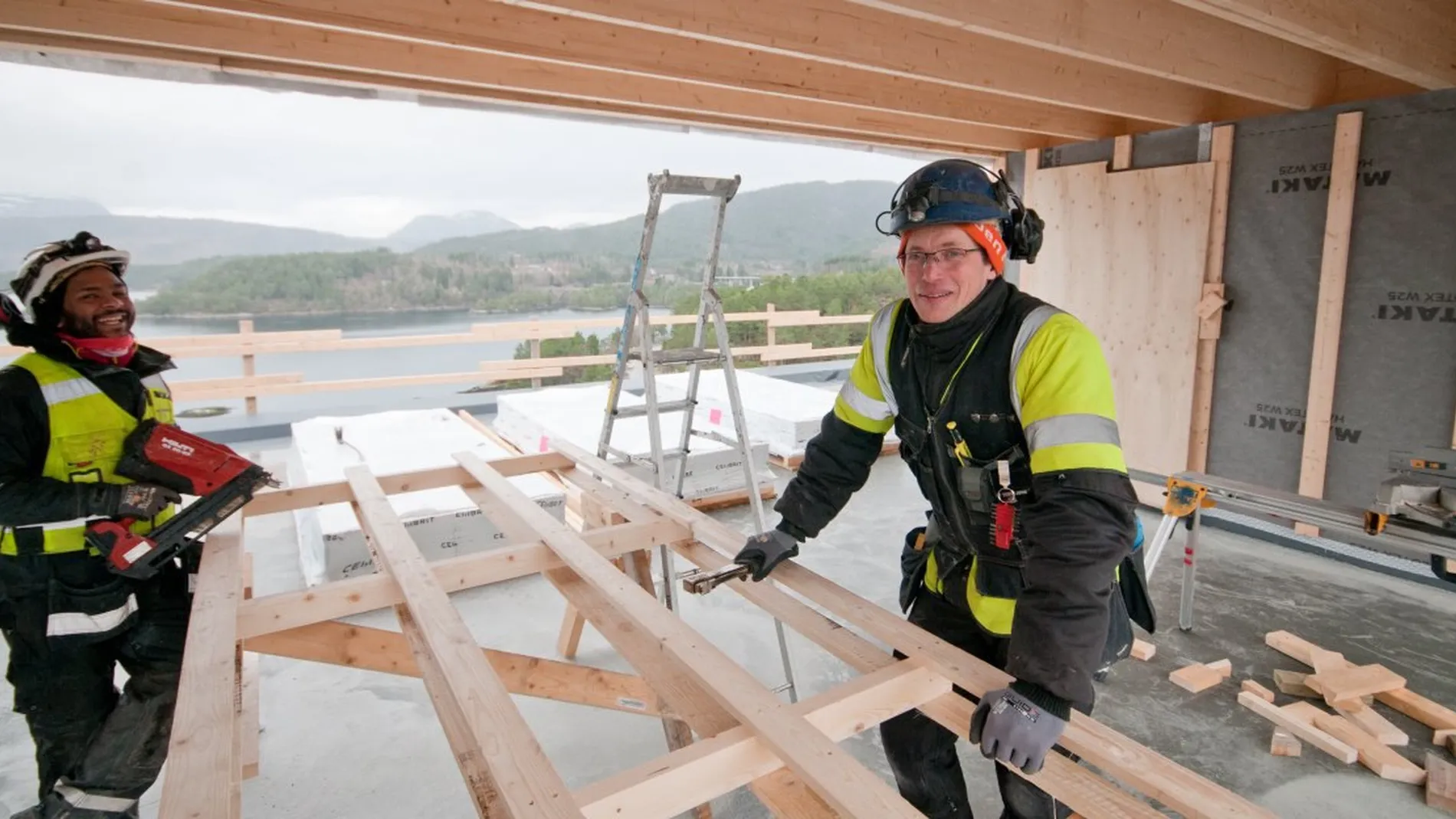 Bustadvekst rundt Digernes satsing Karl Gustav brukar fem minutt til snikkarjobben