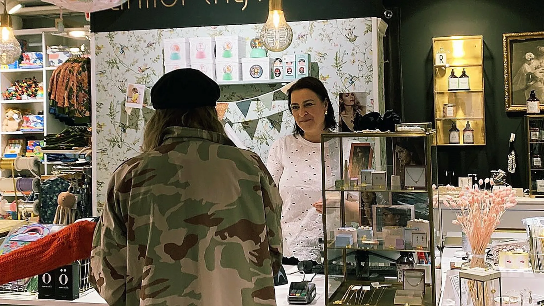 Heiv seg rundt og laga nettbutikk