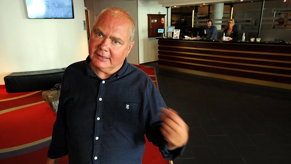 Klubblederen er permittert men ikke arbeidsledig