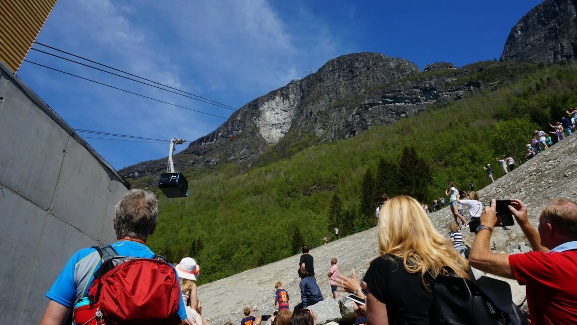 Utelukkar ikkje dobling av turistsatsinga i Loen