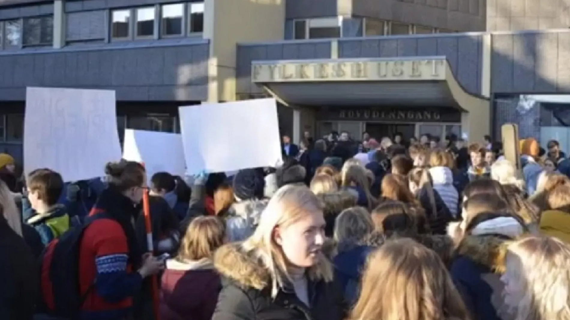 Vil skjerme yrkesfag ungdomspanel foreslaar skulenedlegging