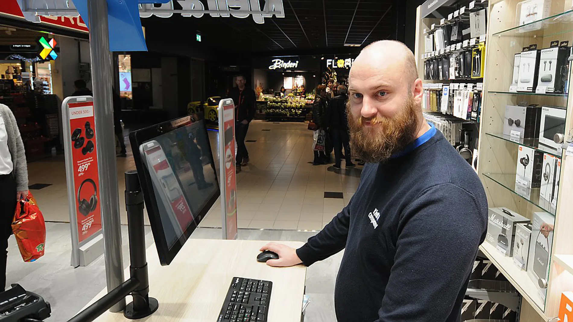 Amfi Moa vokser paa nye tilbud