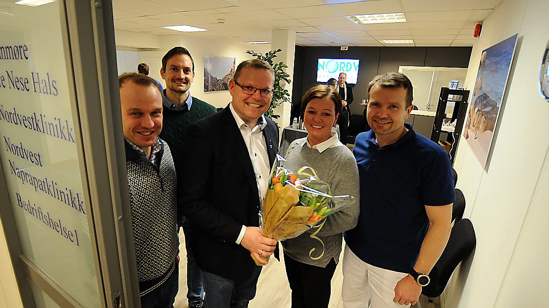 Opna mini helsehus i sentrum