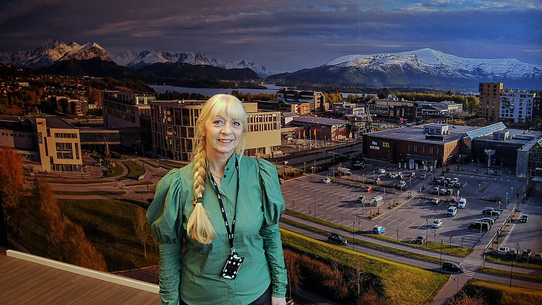 Handelen paa Moa holder stand