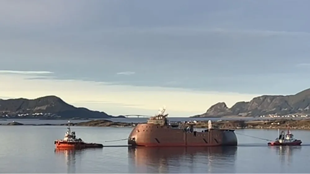 Byggenummer 323 ulstein verft foto privat