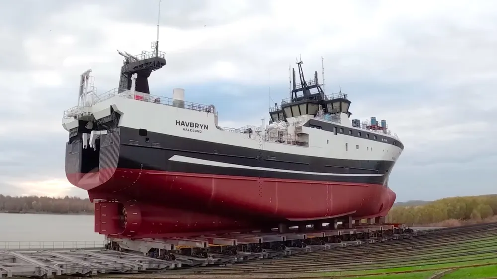 Havbryn fra skrogverftet foto Vard