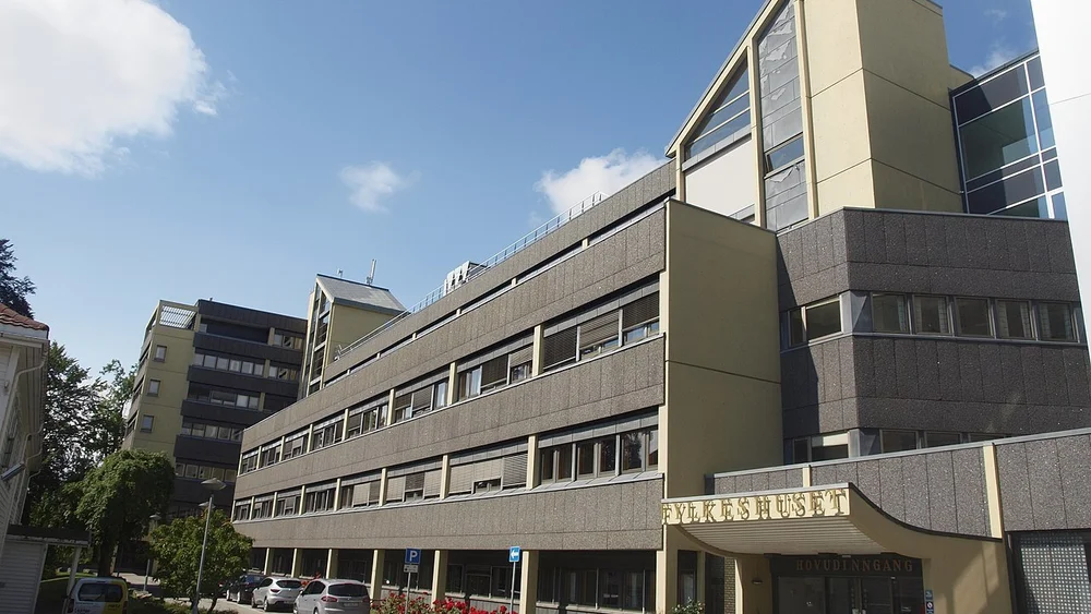 1280px Fylkeshuset i Molde